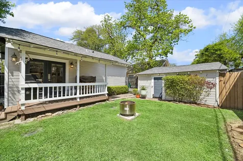 824 W Melwood Street Houston TX 77009