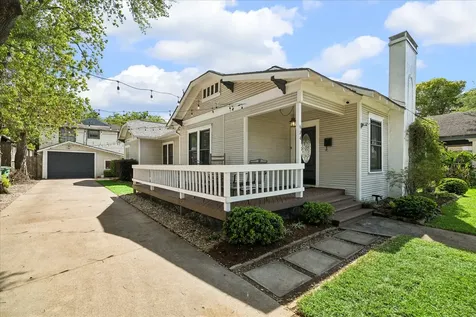 824 W Melwood Street Houston TX 77009