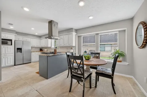 1602 S Hearthside Drive Richmond TX 77406