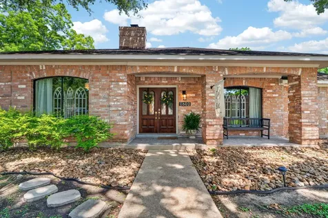 1602 S Hearthside Drive Richmond TX 77406