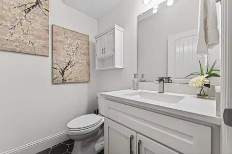 2207 Silverbonnet Street Houston TX 77055