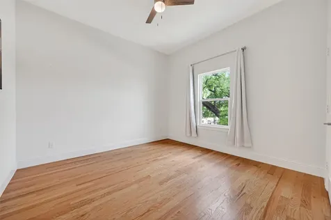 2207 Silverbonnet Street Houston TX 77055