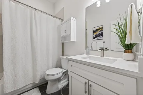 2207 Silverbonnet Street Houston TX 77055