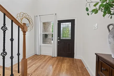 2207 Silverbonnet Street Houston TX 77055