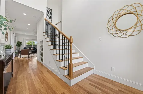 2207 Silverbonnet Street Houston TX 77055