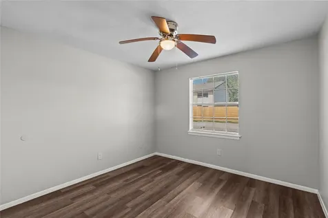2202 16th Avenue N Avenue N 4 Texas City TX 77590