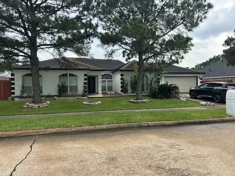 5111 Shirley Street Baytown TX 77521