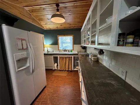 164 Pine Hollow Cove Brookeland TX 75931