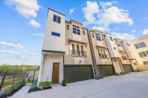 2810 Mills Street Houston TX 77026