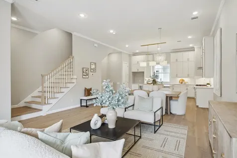 4030 Blossom Street Houston TX 77007