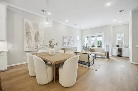 4030 Blossom Street Houston TX 77007