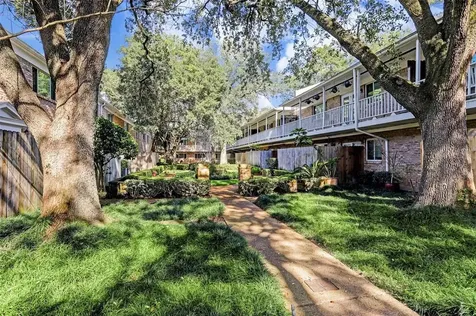 4040 San Felipe Street 109 Houston TX 77027