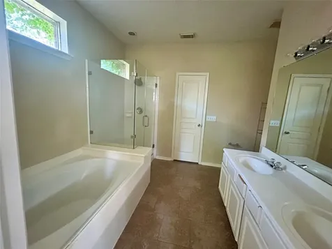 23 Tivoli Garden Court The Woodlands TX 77382