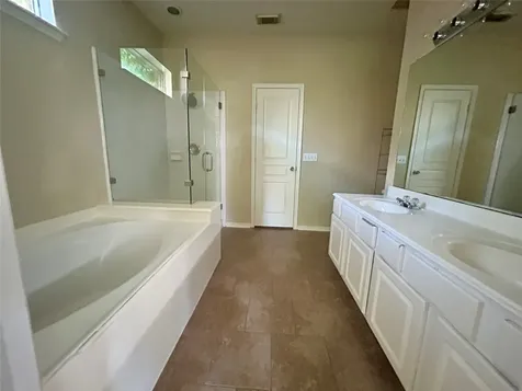 23 Tivoli Garden Court The Woodlands TX 77382