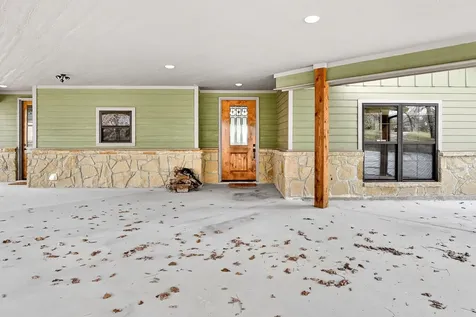 12192 Riley Green Road Franklin TX 77856