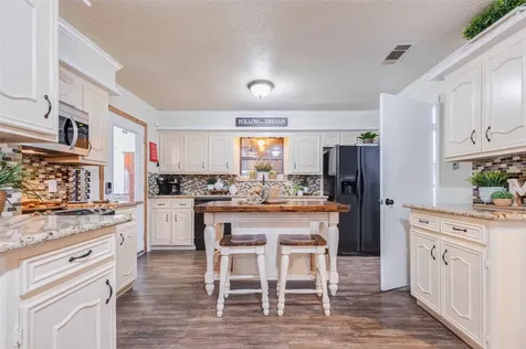 511 Chateau Woods Parkway Drive Conroe TX 77385