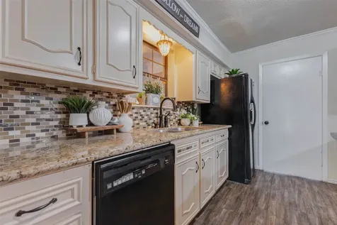 511 Chateau Woods Parkway Drive Conroe TX 77385