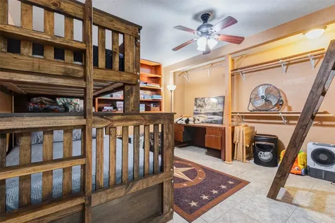 511 Chateau Woods Parkway Drive Conroe TX 77385