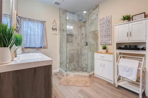 511 Chateau Woods Parkway Drive Conroe TX 77385