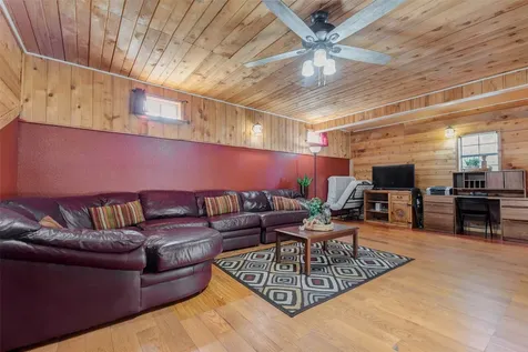 511 Chateau Woods Parkway Drive Conroe TX 77385