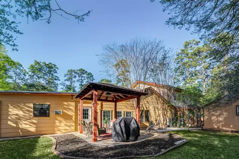 511 Chateau Woods Parkway Drive Conroe TX 77385