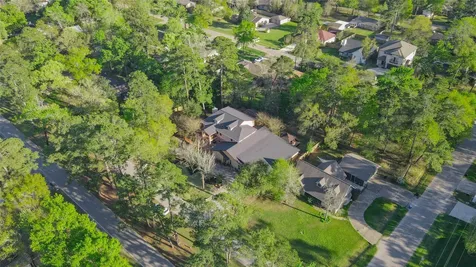 511 Chateau Woods Parkway Drive Conroe TX 77385