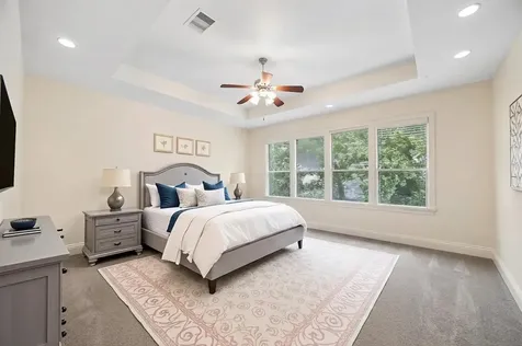 911 Vaulted Oak Street Houston TX 77008