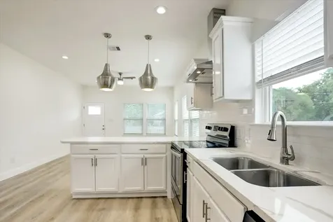 3515 Delhi Street Houston TX 77022