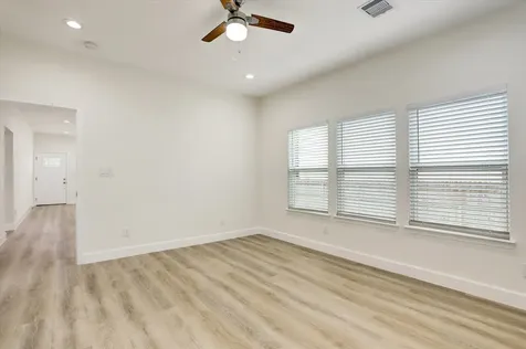 3515 Delhi Street Houston TX 77022