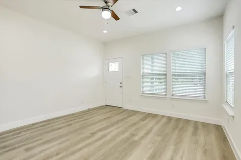 3515 Delhi Street Houston TX 77022