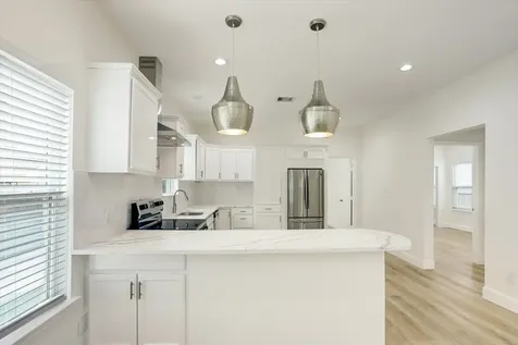 3515 Delhi Street Houston TX 77022