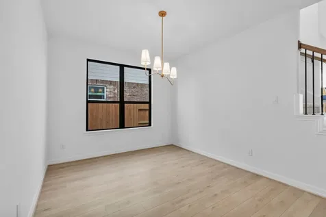 14803 Mission Avenue Mont Belvieu TX 77523