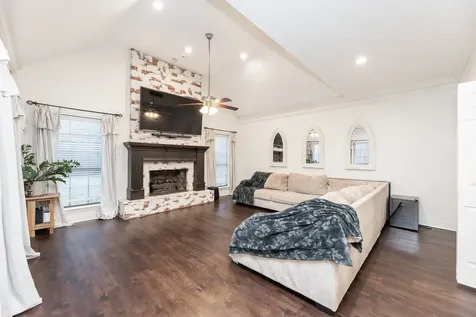 14102 N Suddley Castle Street Houston TX 77095