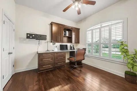 4218 Egremont Court College Station TX 77845