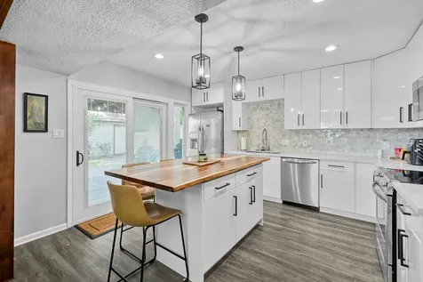 446 Fantasy Lane Montgomery TX 77356
