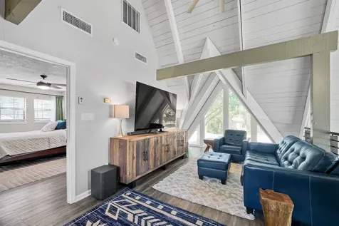 446 Fantasy Lane Montgomery TX 77356