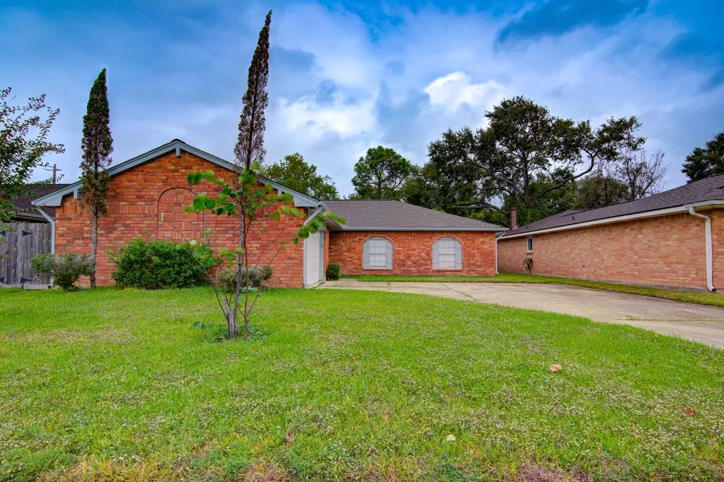 10007 Rustic Gate Road La Porte TX 77571