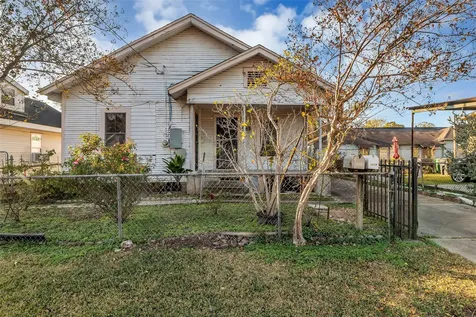 1113 71st Street Houston TX 77011
