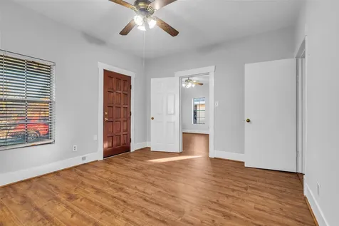 1113 71st Street Houston TX 77011