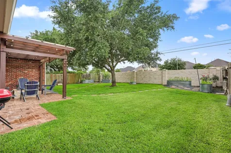 2902 Red Maple Drive Katy TX 77494