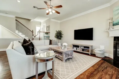 2546 Bevis Street Houston TX 77008