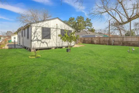 510 Willow Street Pasadena TX 77506