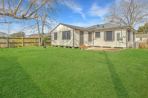 510 Willow Street Pasadena TX 77506