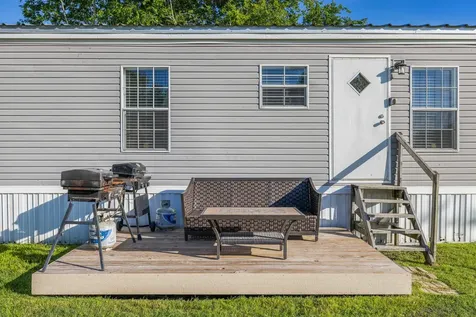 2592 County Road 152 Bedias TX 77831