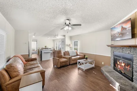 2592 County Road 152 Bedias TX 77831