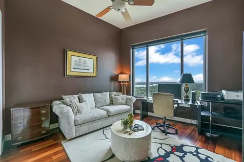 4821 Nasa Parkway 18w Seabrook TX 77586