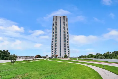 4821 Nasa Parkway 18w Seabrook TX 77586