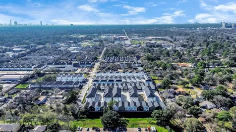 9018 Laverne Laurel Lane Houston TX 77080