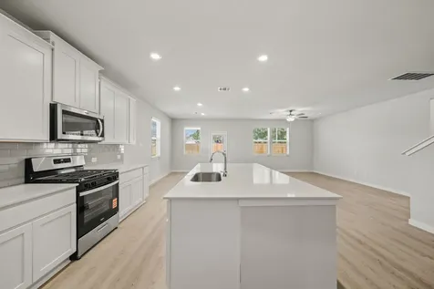 3605 Crawford Street Bay City TX 77414