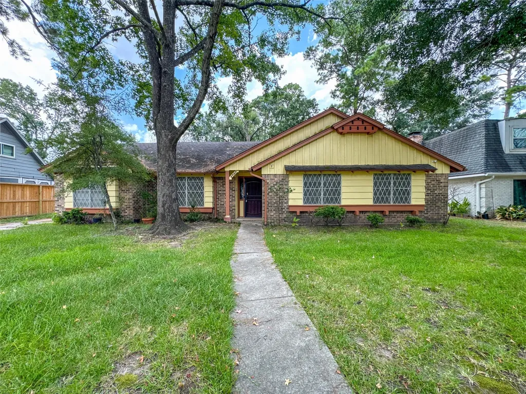 5907 Darkwood Drive Houston TX 77088